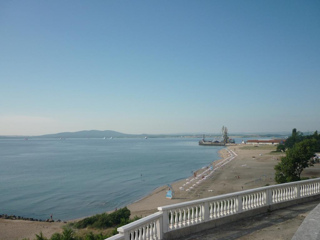 Sea Garden Plaza Apartment - Free Parking Burgas Chambre photo
